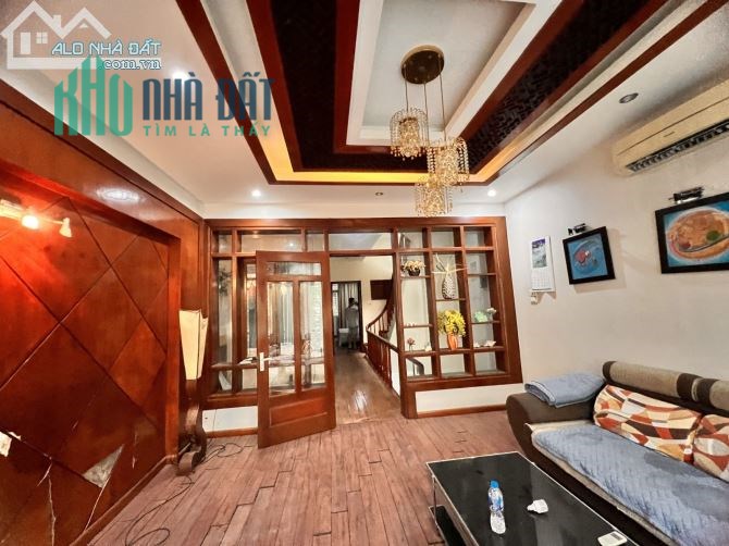 Liền kề LVK Châu âu, Mỗ Lao, Hà Đông: 77m2, 4T, MT4.5m, 16.6 tỷ.