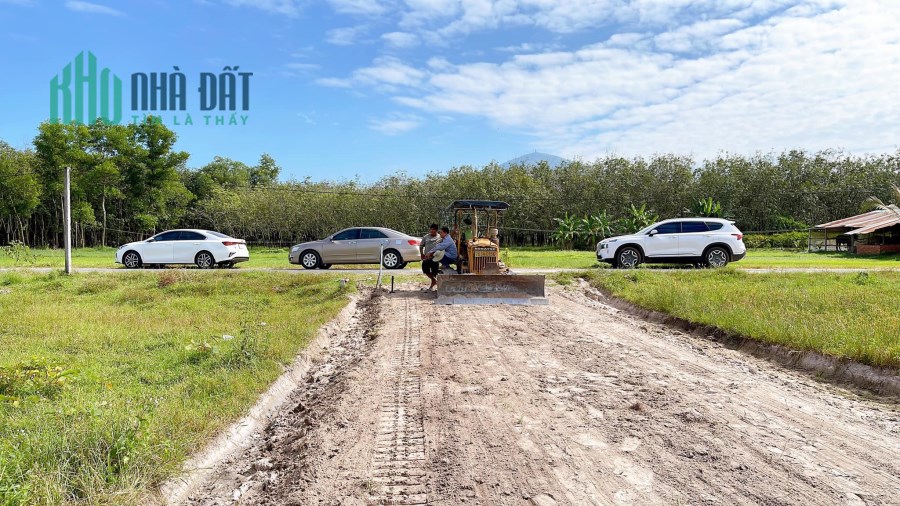 Đất Tân Bình Tp Tây Ninh giáp KDL Núi Bà giá chỉ 579 triệu