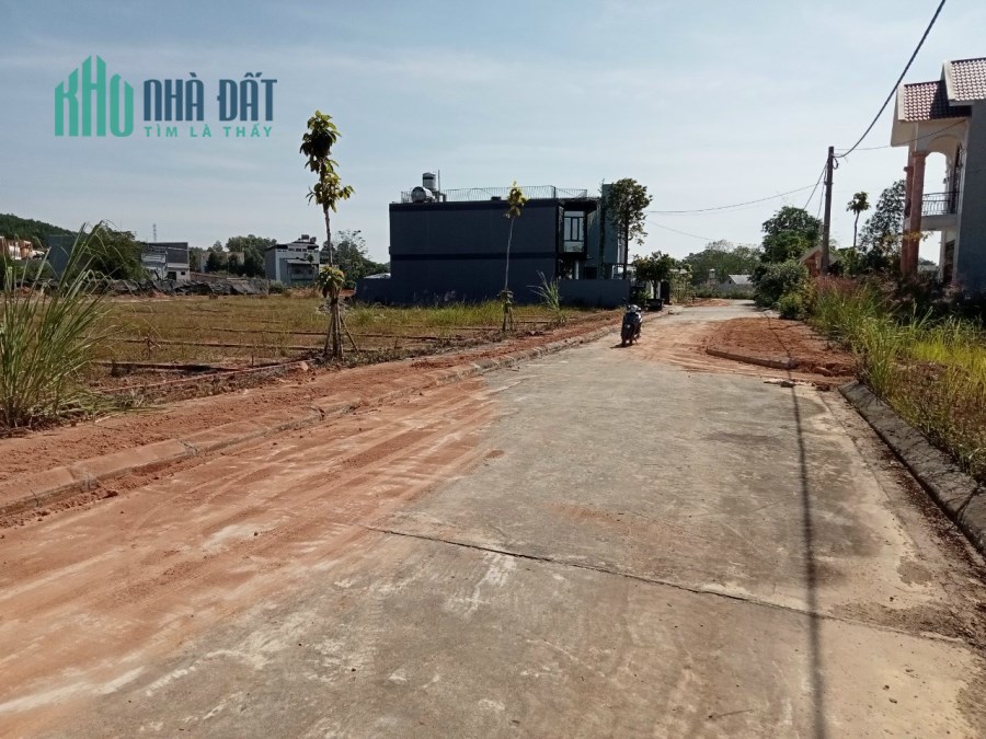 Đất Nền trung tâm TP Yên Bái  điếm sáng đầu tư dịp cuối năm 2022 giá chỉ 1ty2