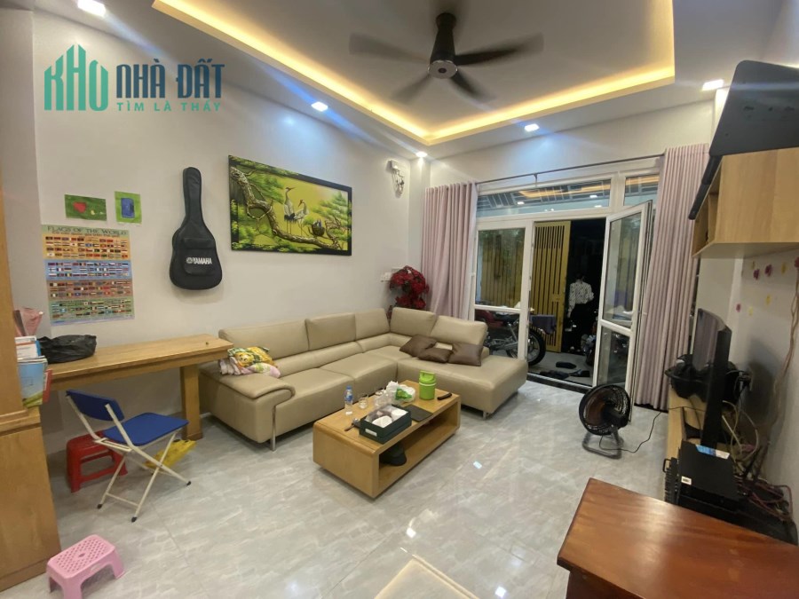 NHÀ 4T,3CĂN RA MT TRƯỜNG CHINH 55M2-6TỶxx