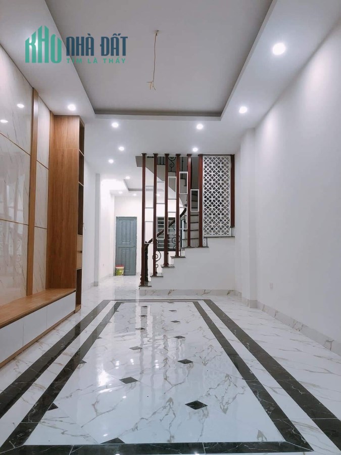 Nhà mới, Ô tô đỗ cổng. Quang Trung Hà Đông. 35mx5T. MT6.6m. Giá 4,35 tỷ.