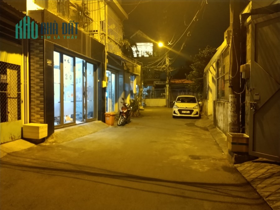 Nhà Ngay Trung Tâm Phường Trường Thọ. DT 60m2, 2 Tầng, 4PN. Chỉ 4 Tỷ
