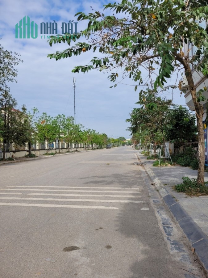 Bán đất thôn XX Khê xã Nguyên Khê Đông Anh diện tích 80m2 mặt tiền 7,5 m giá yêu thương 2,1 TỶ