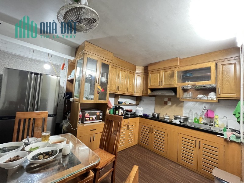 Bán nhà phố Thanh Nhàn Hai Bà Trưng 40m2 x 5 tầng, MT 5m, giá 4.2 tỷ