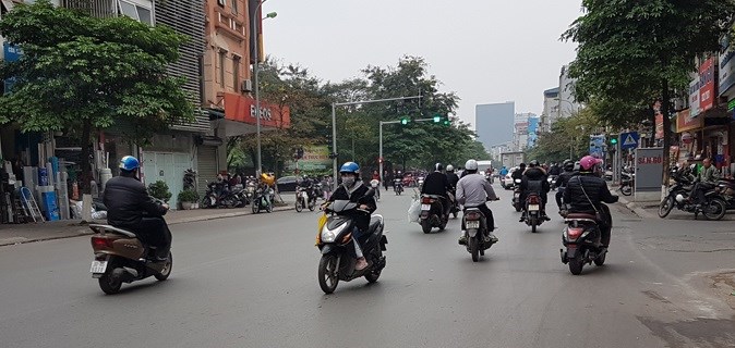bán nhà mặt phố Thanh Nhàn, HBT, DT: 81m, MT4m . giá 3,2 Tỷ