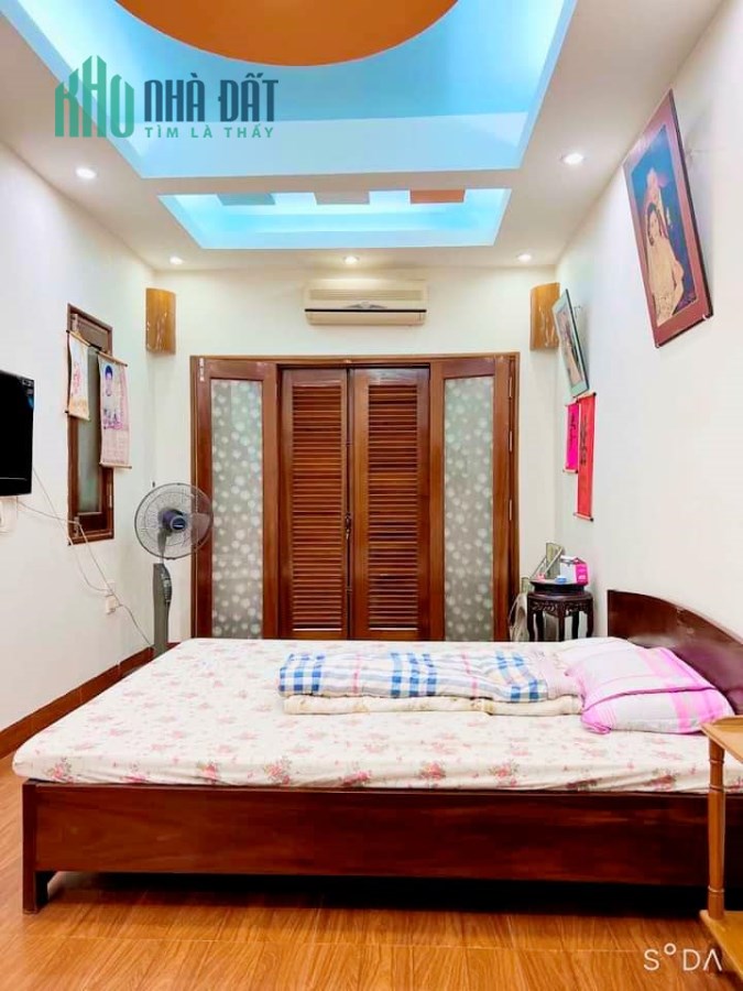 BÁN NHÀ PHỐ VẠN KIẾP 50M RA MẶT PHỐ RA ÔTÔ CHỈ 2 P ĐI SANG PHỐ TRẦN HƯNG ĐẠO QUẬN HOÀN KIẾM DT: