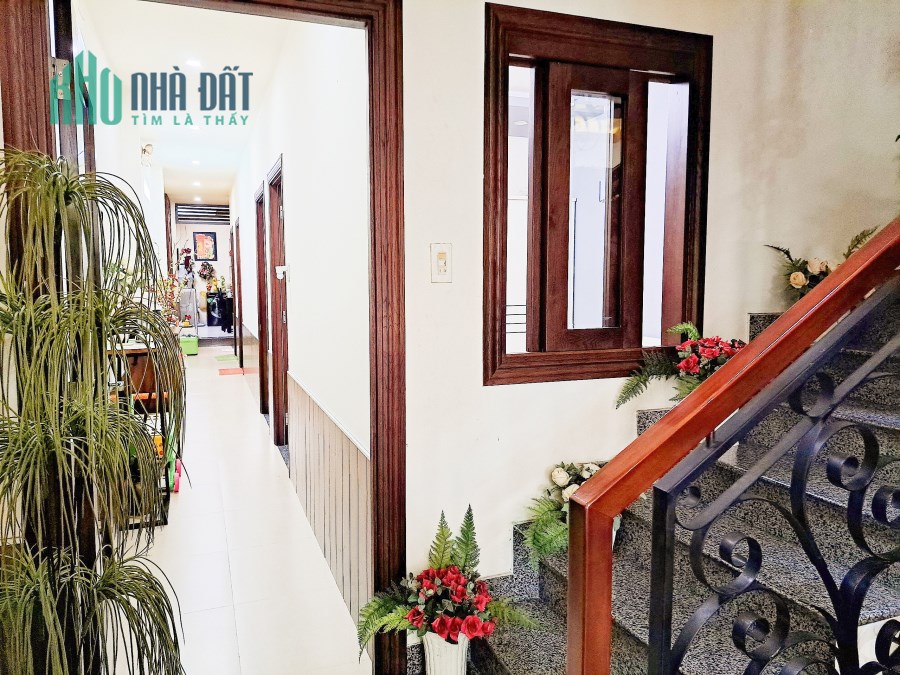 BÁN NHÀ ĐƯỜNG HỒNG BÀNG TRUNG TÂM DU LỊCH THÀNH PHỐ NHA TRANG KHÁNH HÒA 17 TỶ