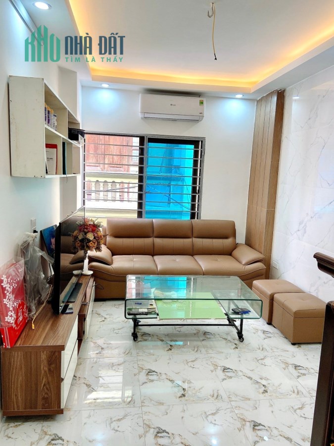30m2 x4T 3PN chỉ 2.9tỷ ở Trần Cung ngõ nông thoáng, view phong cảnh CF thơ mộng cực đẹp