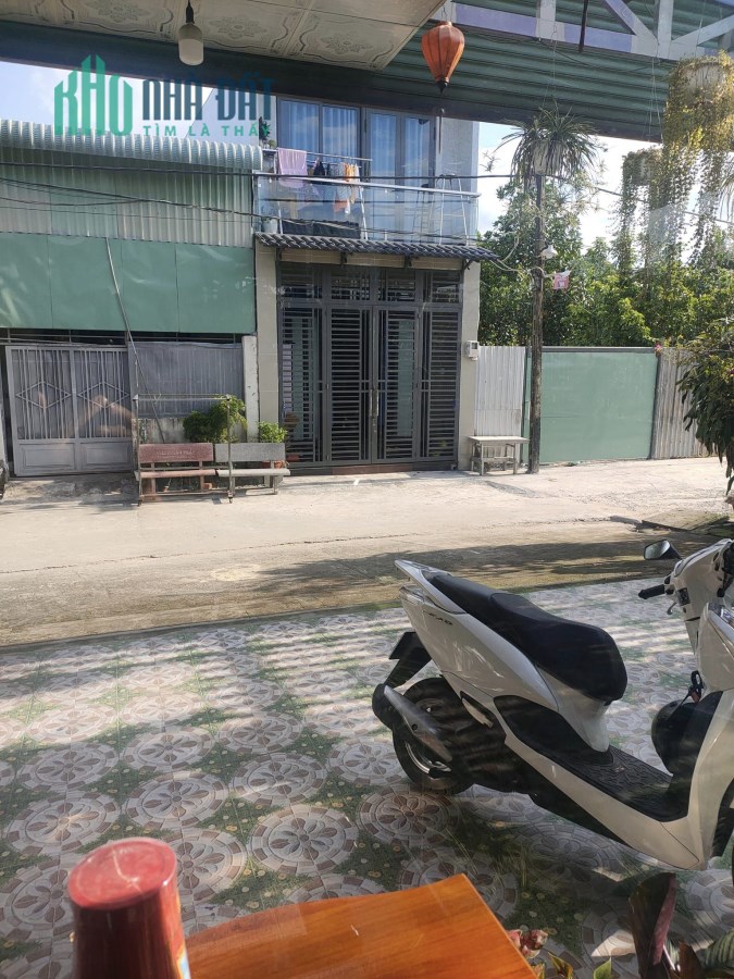 BÁN ĐẤT TẶNG NHÀ VƯỜN - 260M2 - ĐƯỜNG TRƯƠNG THỊ NHƯ - HÓC MÔN.
