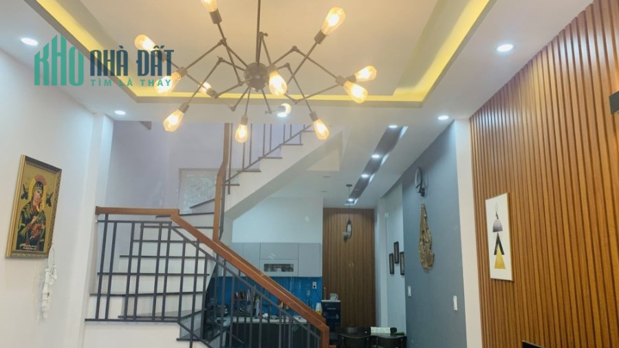 Nhà đường 2/9, Kiệt thẳng Ô tô đậu, 30m ra MT, 3 tầng mới