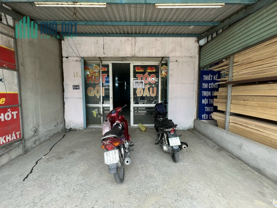 Bán nhà mặt tiền Quốc lộ 50, Bình Chánh, MG 2%