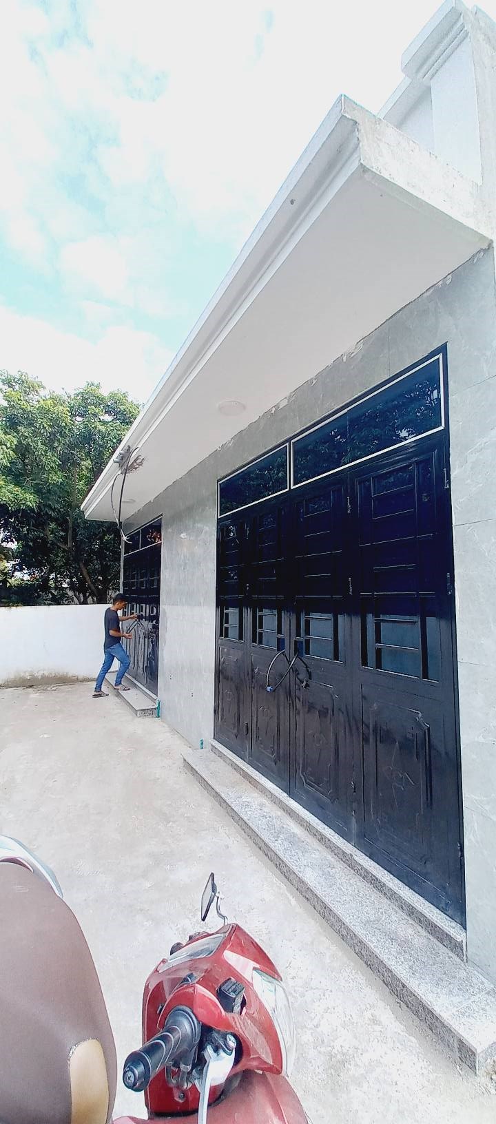 Nhà mới 50m sổ đỏ giá 1 tỷ, cách trạm bơm Yên Nghĩa về ở,  luôn
