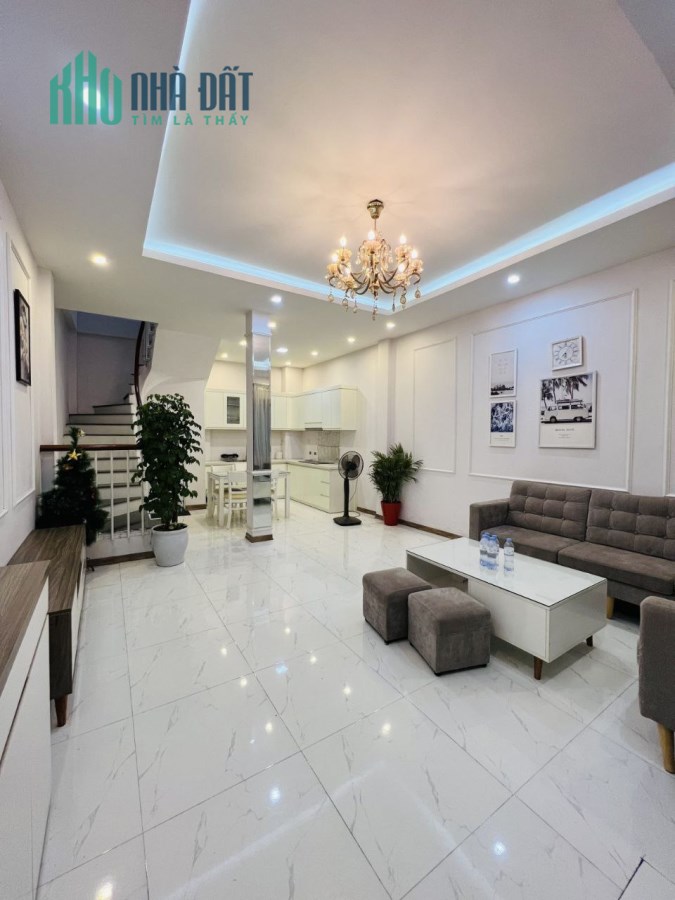 TRUNG TÂM ĐỐNG ĐA - NHÀ ĐƯỜNG LÁNG 48M2 4 TẦNG - AN NINH TỐT LH 0966037496