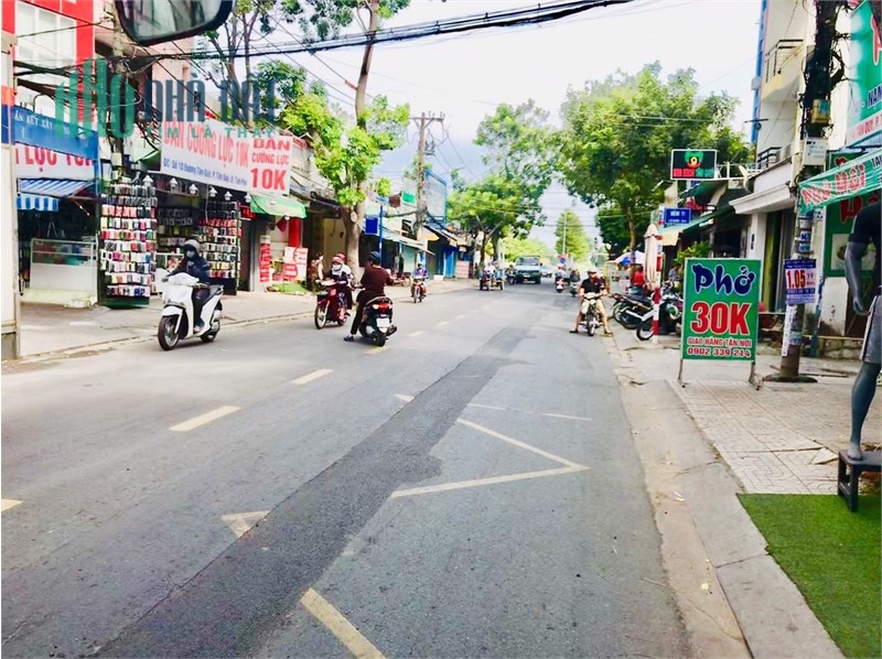 Bán mặt tiền kinh doanh đường Tân Quý, 10mx20m, P.Tân Quý , Q.Tân Phú