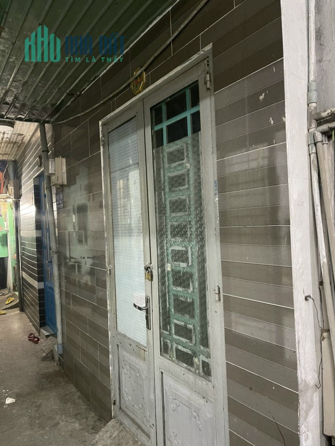 hàng ngộp XÔ VIẾT NGHỆ TĨNH 28M 2 Tầng giá  2,6 TỶ , NGAY CẦU THỊ NGHÈ