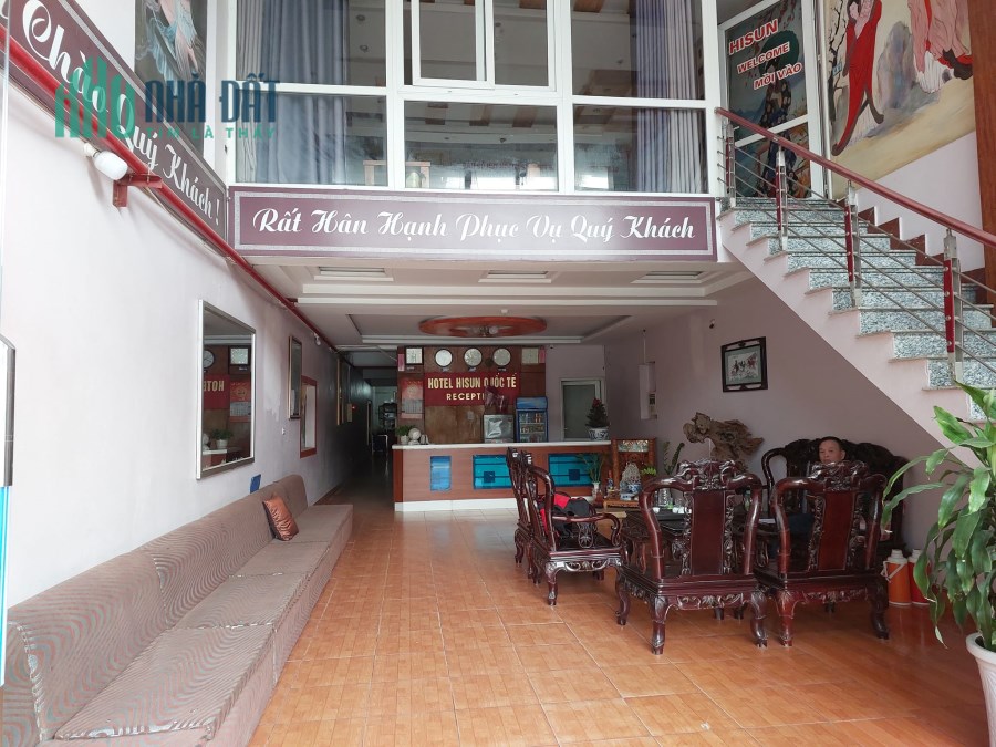 Bán Khách sạn Bắc Hồng 166m2, 6T, 6m, 28 phòng, 14 tỷ, Đông Anh.
