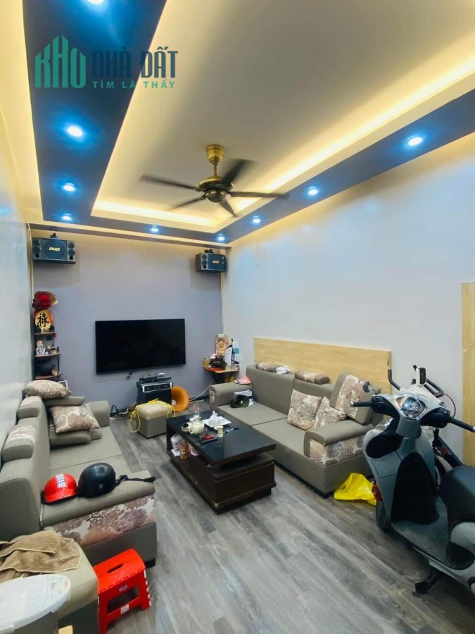 NHÀ 5 TẦNG MỚI ĐẸP PHỐ NGÔ THÌ SỸ, DIỆN TÍCH 34M GIÁ 4.2 TỶ.