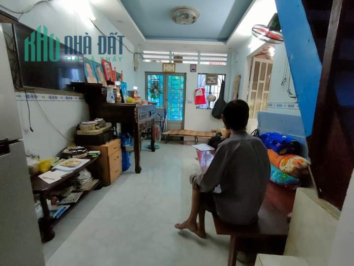 Chỉ  1 tỷ 8 - 21m2 - NHÀ sát NGUYỄN THÁI SƠN . F4 . GÒ VẤP - 2 tầng - 2PN