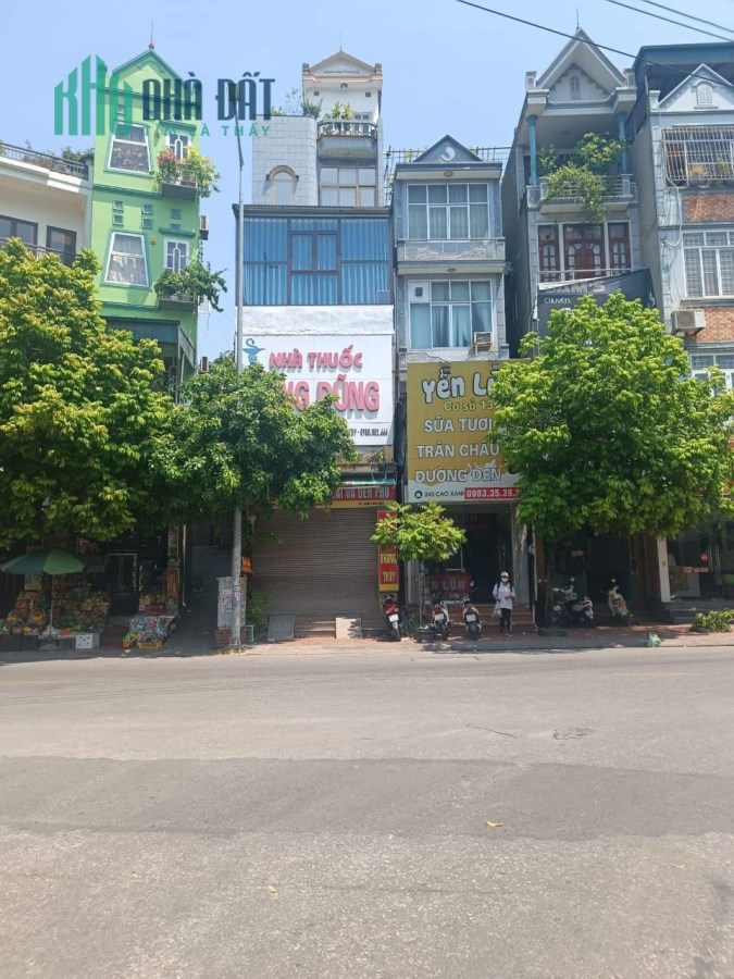 Chính chủ cần tiền bán nhanh căn nhà 4 tầng MẶT ĐƯỜNG 337 - CAO XANH - HẠ LONG - QUẢNG NINH