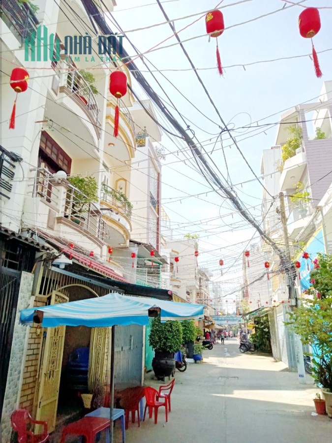 Nhà bán HXH đường Âu Dương Lân P3Q8 Giá : 8 Tỷ TL