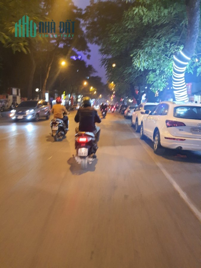 NHÀ ĐẸP MẶT PHỐ LÝ THƯỜNG KIỆT - KD ĐỈNH - SỐNG ĐẲNG CẤP.