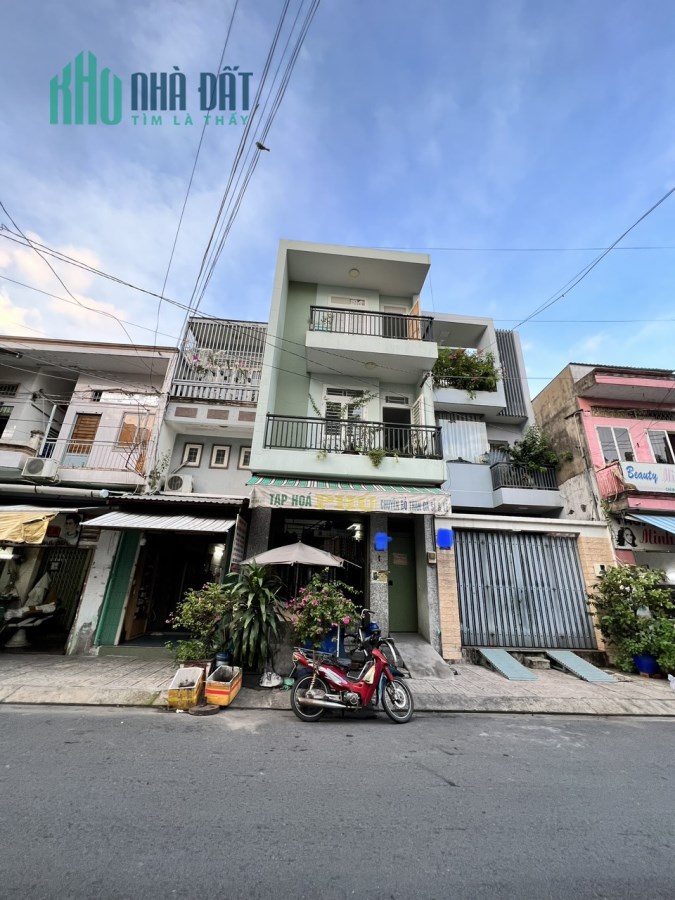 Bán nhà MT Lê Niệm, P. Phú Thạnh - DT: 4.6x19m - 1 trệt 2 lầu - gía: 10.5 tỷ thương lượng