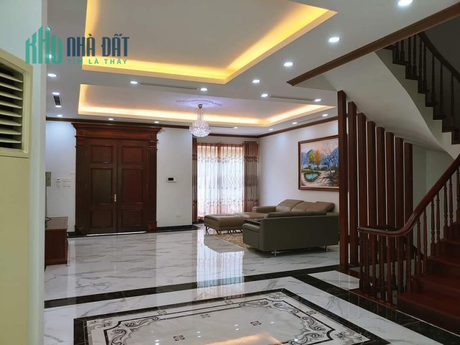 Bán nhà phố Nguyễn Khuyến, Hà Đông, 100m2x5T, mt4.2m, ô tô vỉa hè giá 14 tỷ