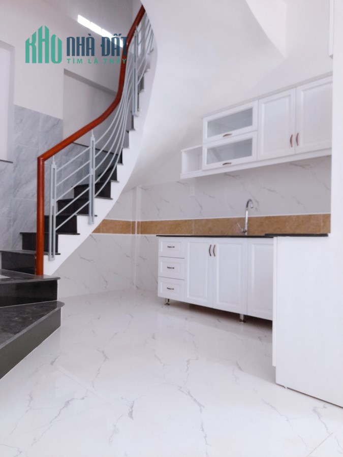 CHÍNH CHỦ GỞI BÁN GẤP NHÀ NGUYỄN ĐÌNH CHÍNH TRUNG TÂM PHÚ NHUẬN-4 TẦNG BTCT- NGANG 4.2 M