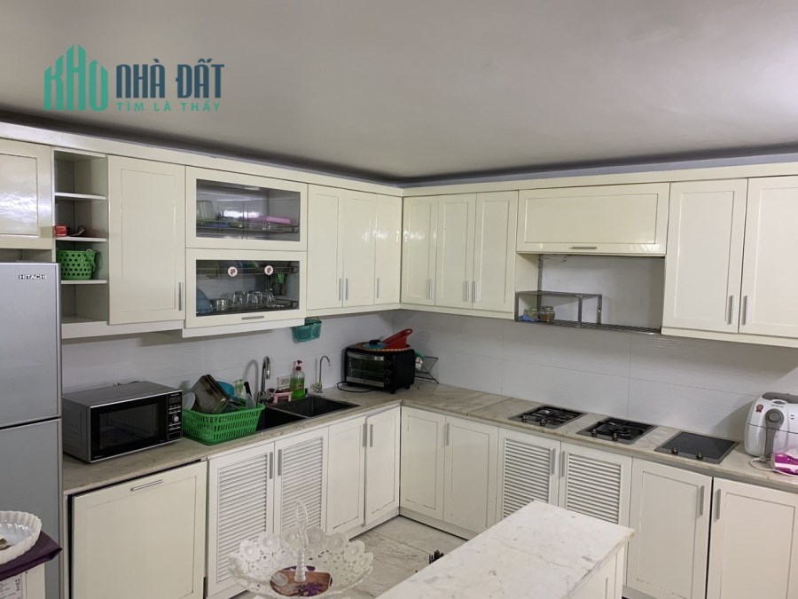Bán nhà Hàng chuối, Hai Bà Trưng 62Mx7 Tầng Thang máy 16 tỷ