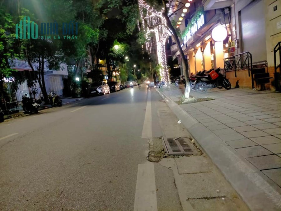BÁN NHÀ MẶT PHỐ HÀNG CHUỐI – PHƯỜNG TĂNG BẠT HỔ - 61M2X7T- THANG MÁY – LÔ GÓC- KINH DOANH.
