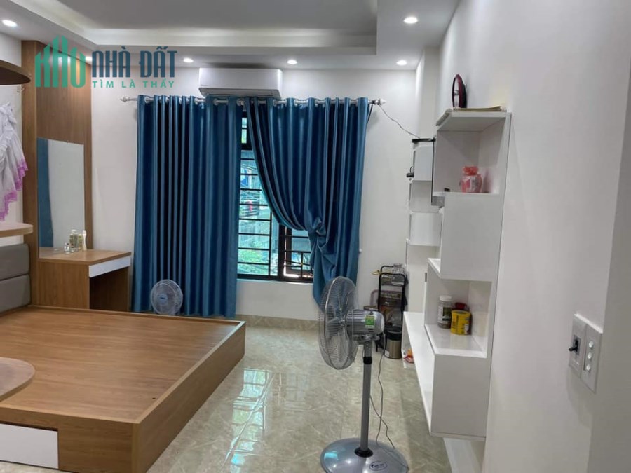 SIÊU PHẨM Trần Văn Chuông chợ Vồ Ô TÔ VÀO NHÀ, đường trước nhà 4m mt 4m,chỉ 4.x tỷ.