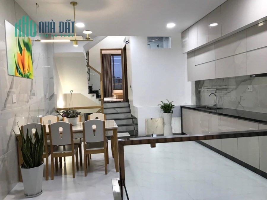 Bán nhà HXH 8m Trịnh Đình Trọng - Lạc Long Quân, 4.5x17m, 4 T - 4PN, 9.4 tỷ