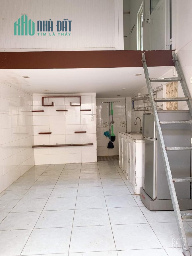 Nhà Hoàng Diệu, lô góc kiệt 2m thông, nhỉnh 1 tỷ