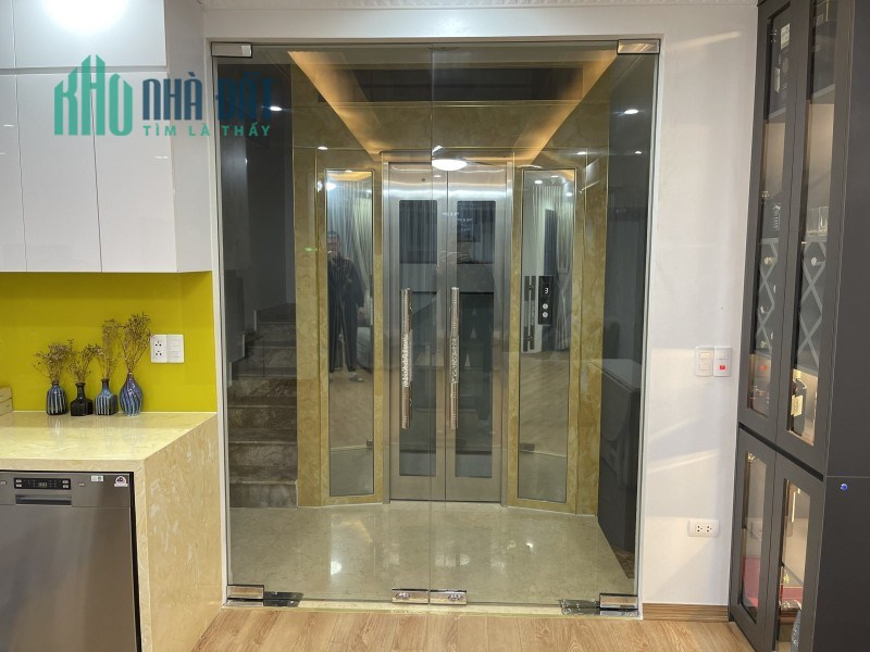 Bán Tòa Nhà Mặt Phố Phú Đô, Nam Từ Liêm, 9 Tầng Thang Máy. DT 100m2, Giá 27 tỷ.