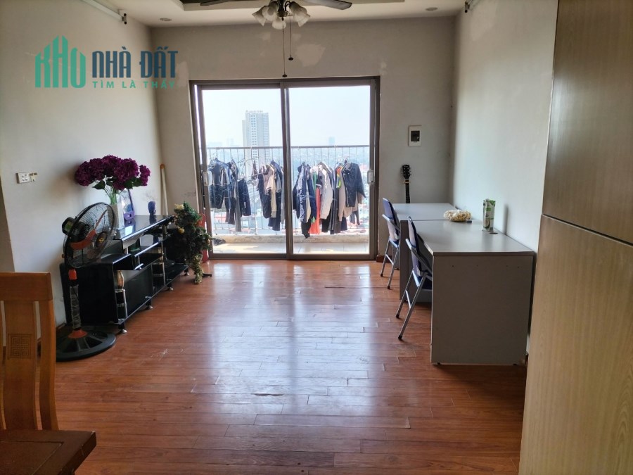 Mình nhượn lại phòng thuê ở homestay địa chỉ Tòa nhà Scitech Tower 304 Hồ Tùng Mậu bên cạnh tòa