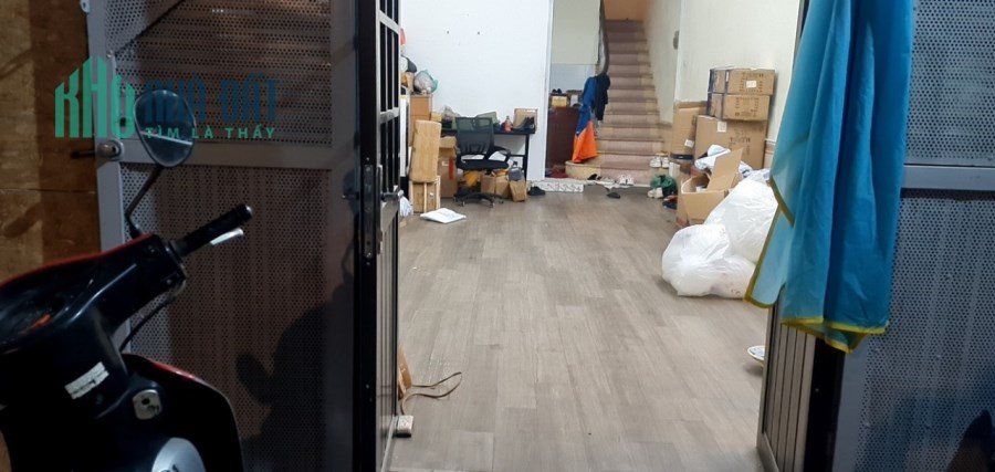 Cho thuê nhà Đống Đa, Gần Ô Chợ Dừa, ô tô tải đỗ cửa