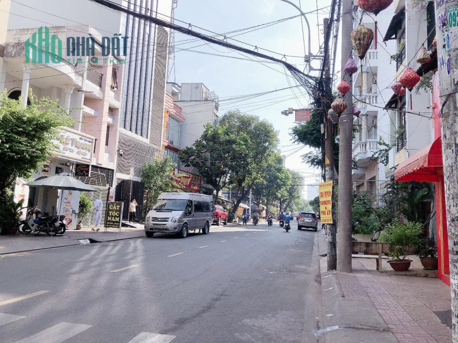 CHÍNH CHỦ BÁN GẤP NHÀ MT. THỐNG NHẤT ,P TÂN THÀNH  Q TÂN PHÚ. DT 4.5 x 20m. 2 LẦU , 4PN. CHỈ 9.3 TỶ.