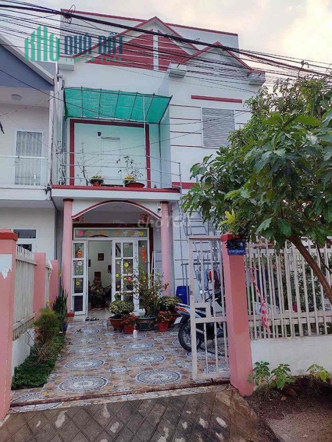 Chính chủ bán nhà mt Huỳnh Tấn Phát kết hợp đang nuôi Yến