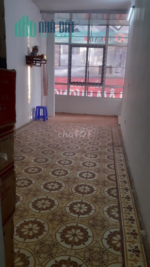 Cho thuê tầng 2, mặt phố số 20 đường Lạc Trung, Hai Bà Trưng