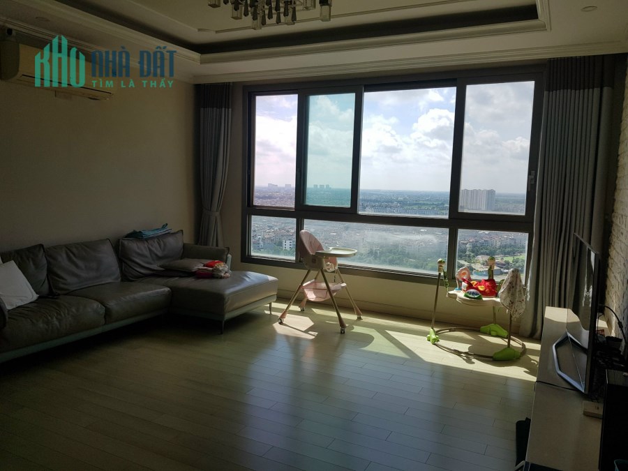 Chính chủ 3 ngủ Đông Nam 139m2 siêu đẹp Hyundai chủ hàn
