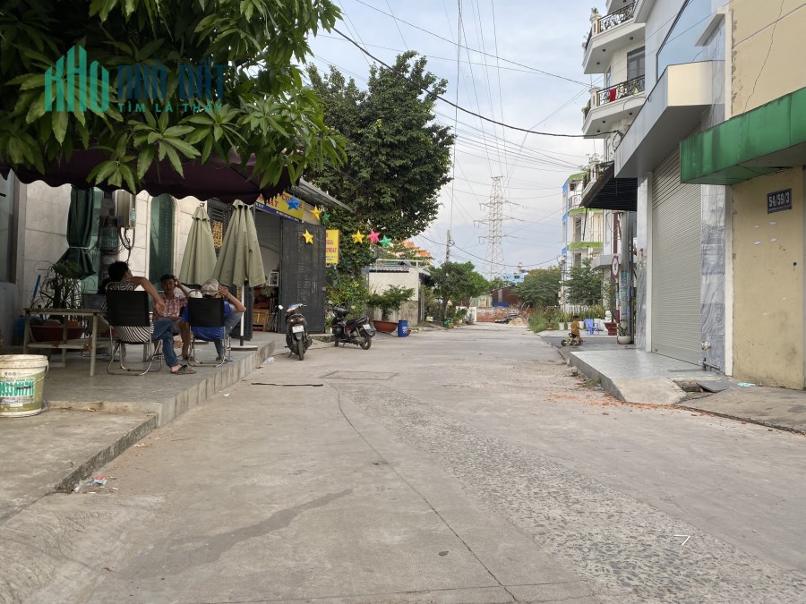 NHÀ ĐẸP Ở NGAY - 61M2 - NGANG 5M HXH 6M - KHU CAO TẦNG - GIÁP GÒ VẤP