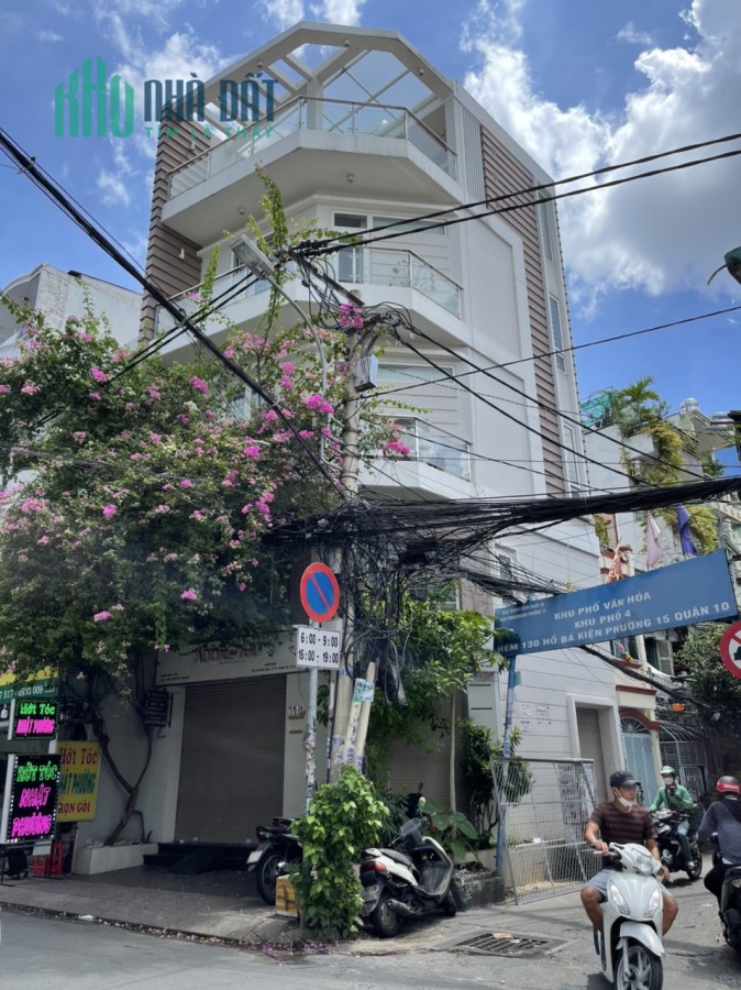 Cho Thuê HXH NGUYỄN CƯ TRINH Quận 1