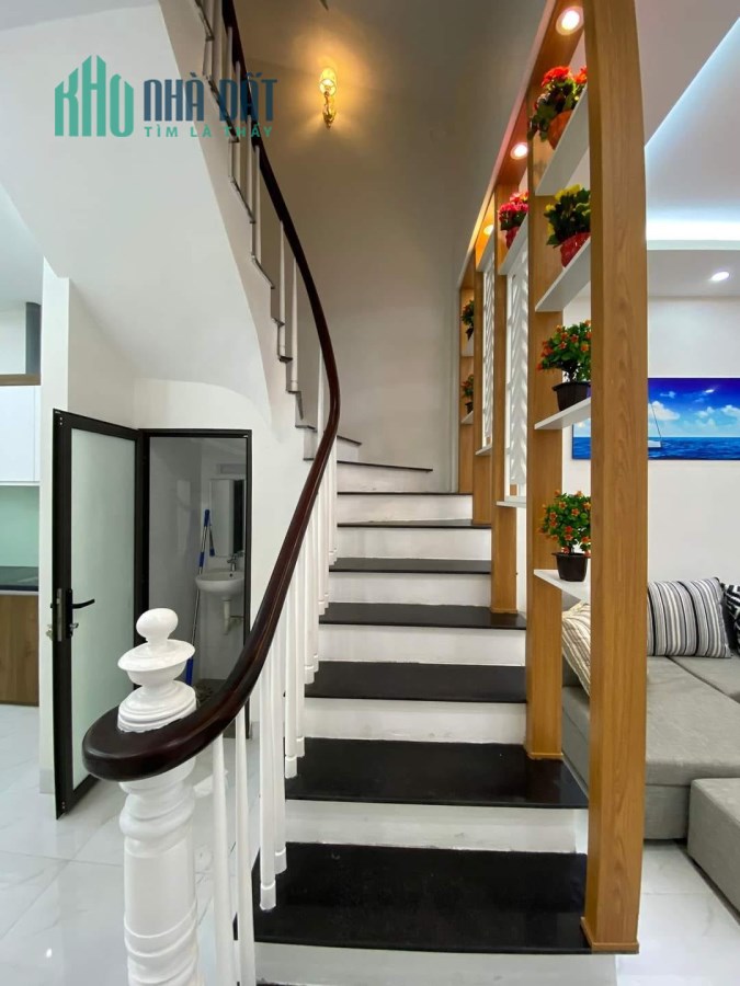 BÁN NHÀ GẤP 3T NGỌC THỤY LONG BIÊN 33M 2 MẶT NGÕ Ô TÔ ĐỖ GIÁ 2,95 TỶ