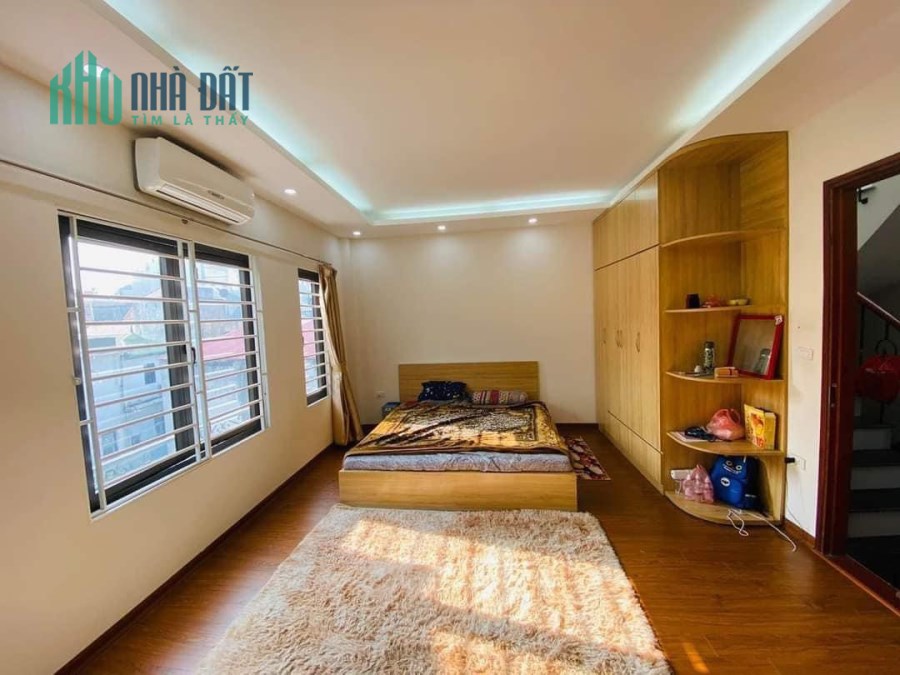 BÁN NHÀ VIP PHÂN LÔ PHỐ TRUNG KÍNH CẦU GIẤY- 60M 3,5 TẦNG, 6 TỶ