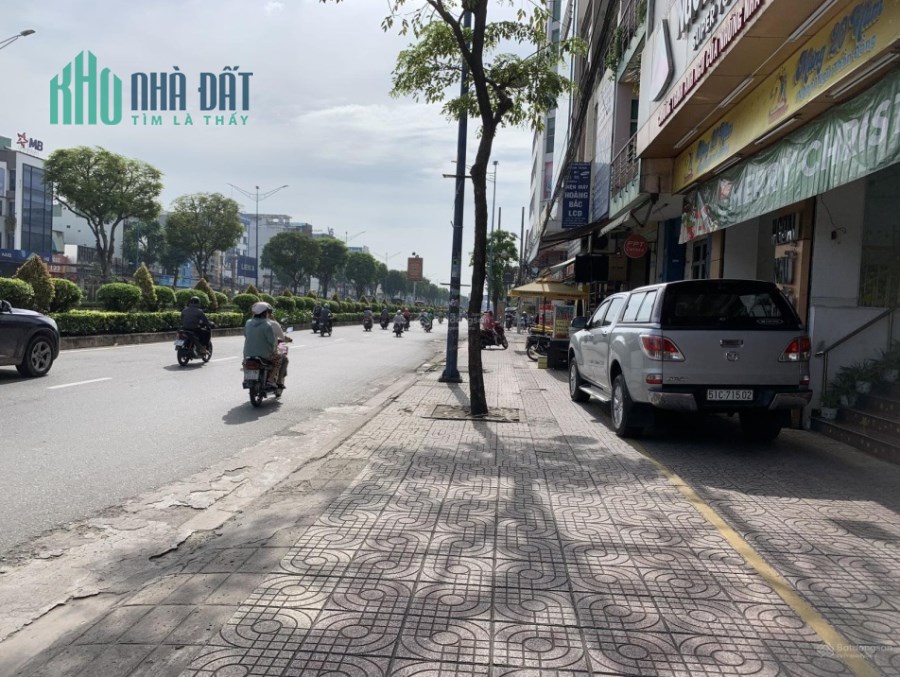 xx  CHÍNH CHỦ BÁN BUILDING 2 MẶT TIỀN TRƯỜNG CHINH 375 M2 10 TẦNG.