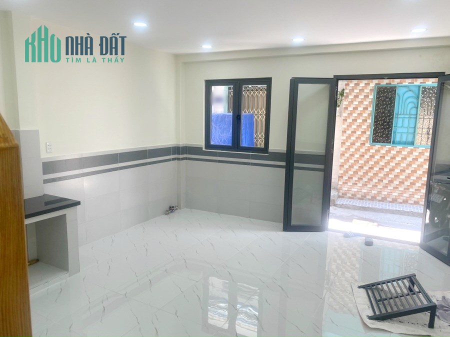 Nhà cho thuê hẻm rộng 290 Dương Bá Trạc P1 Q8 giá 7.5tr