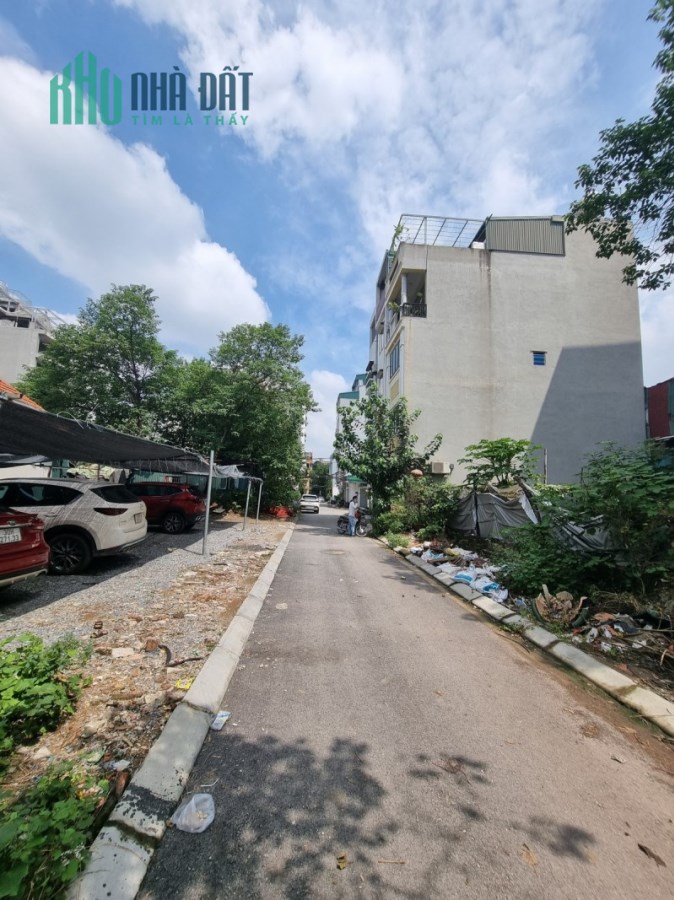 Bán Đất Hồ Tùng Mậu, Phân Lô, Oto Vào Nhà. DT 90m2, Giá 9 tỷ. 0979400492