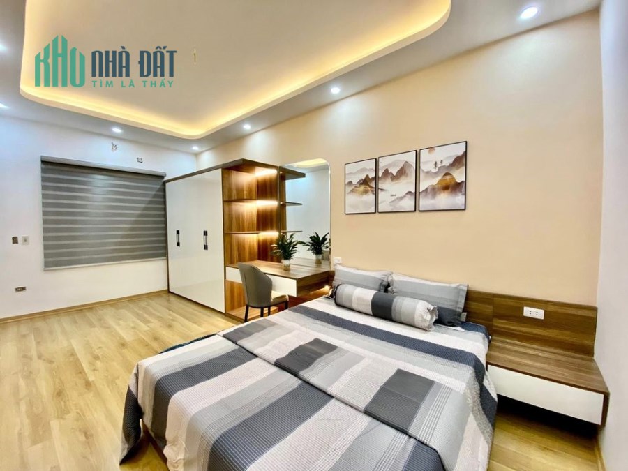 Bán nhà Xã Đàn 4,9  tỷ, gần hồ Nam Đồng, DT 39m2, cách ô tô chỉ 40m