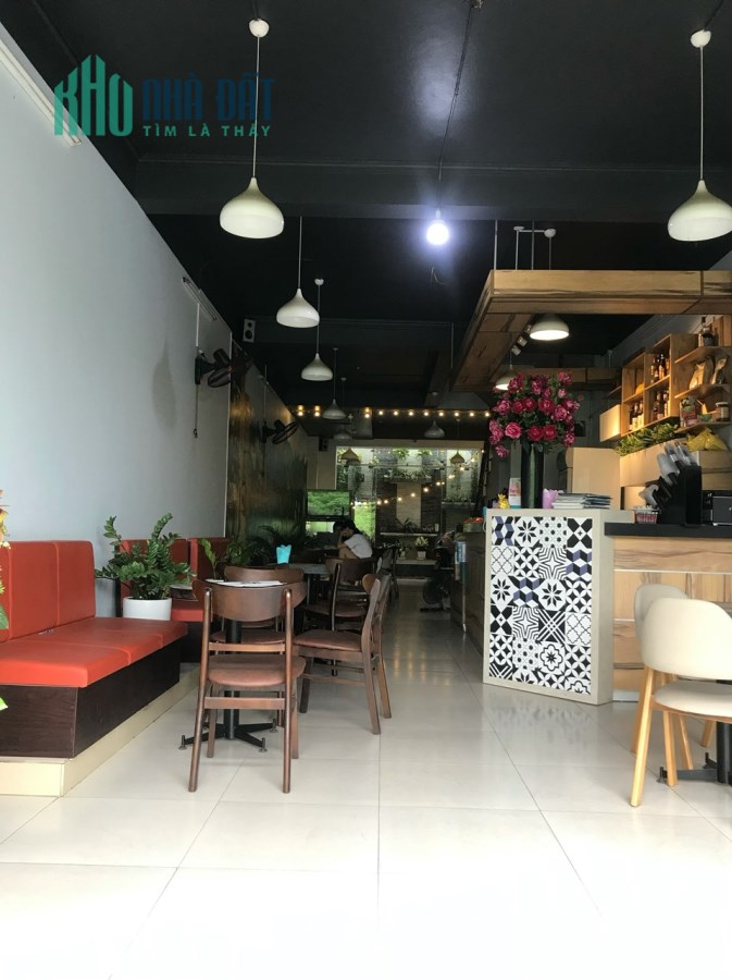 Bán gấp nhà mặt phố Ngọc Thuỵ, Kinh doanh, 105m2, 5 T, giá chỉ 12 tỷ.