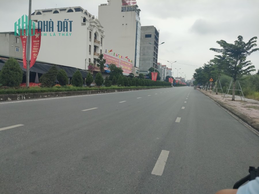 SIÊU PHẨM NHÀ MẶT PHỐ KINH DOANH TỐT ĐƯỜNG Ô TÔ TRÁNH  DIỆN TÍCH 90 M MẶT TIỀN 6 M GIÁ 1.8 TỶ   nhà